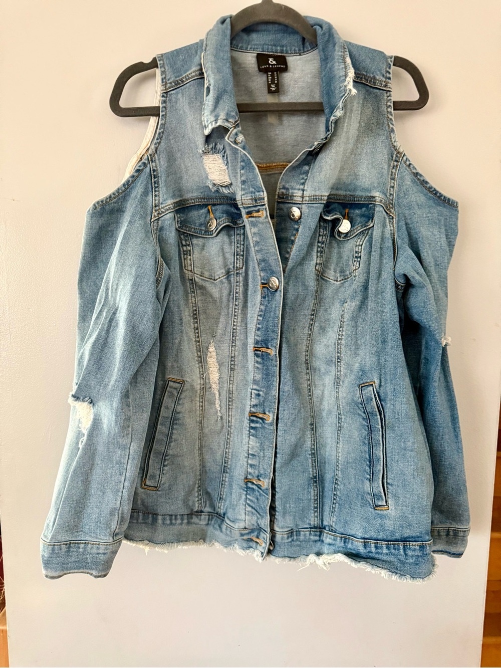 Love & Legend Cold Shoulder Distressed Denim Jacket Light Wash Raw Hem Size 22